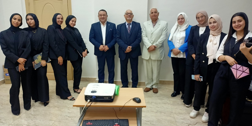مناقشة مشروع التخرج لطلاب شعبة علوم الأشعة والتصوير الطبي بالمعهد التكنولوجي العالي للعلوم الصحية التطبيقية