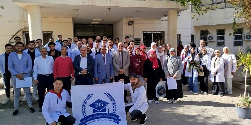 زيارة الفرقة الرابعة شعبة تركيبات الأسنان لجامعة بنى سويف